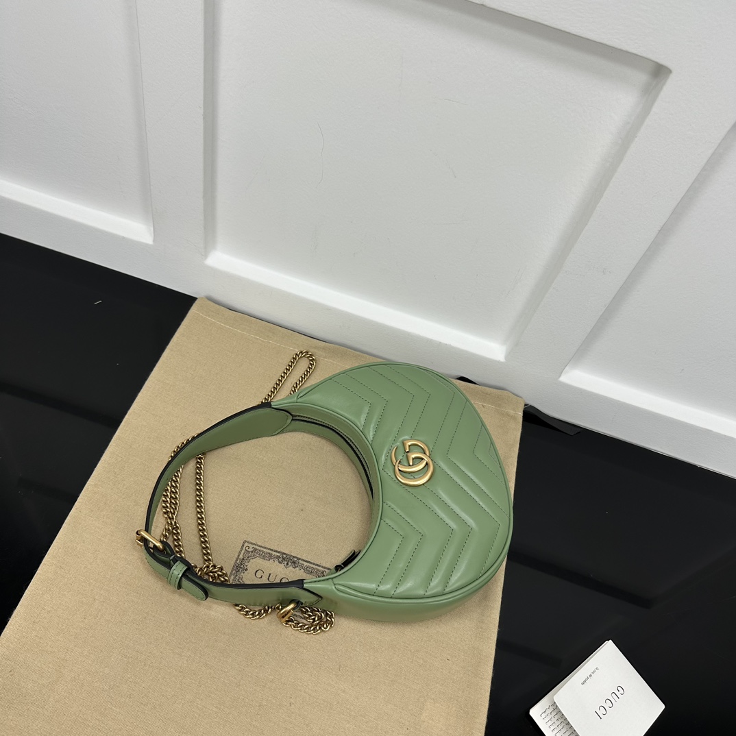 Gucci Hobo Bags